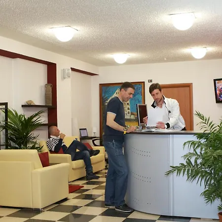 Paguro Beach Hotel Hotel