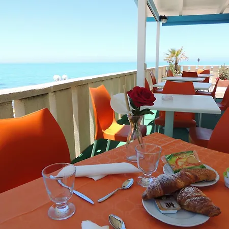 Paguro Beach Hotel